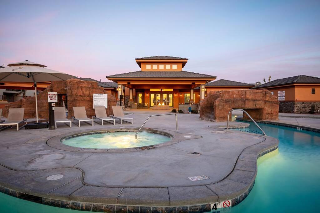 Discover Zion Mountain, Private Hot Tub-3 Bedroom Hurricane Exteriör bild
