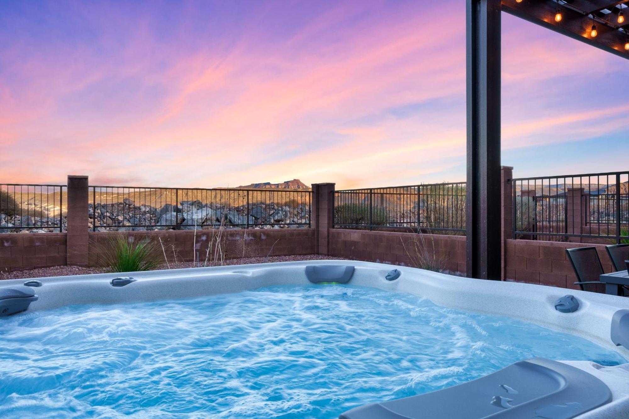 Discover Zion Mountain, Private Hot Tub-3 Bedroom Hurricane Exteriör bild